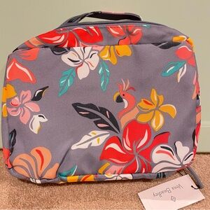 Vera Bradley Lighten Up Blush and Brush Cosmetic. NWT “Coastal Paradise”
